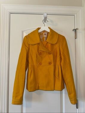 Tulle Yellow Double-Breasted Peacoat